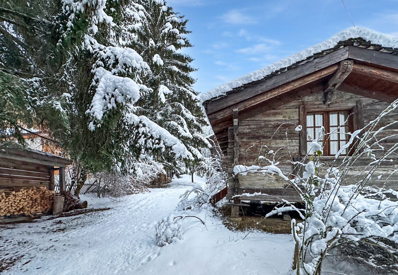 Chalet in Bruson - Que du Bonheur - 4 Vallées