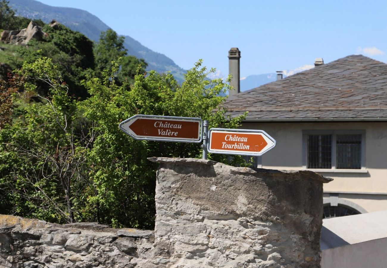 Ferienwohnung in Sion - Plein Coeur de la Vieille Ville de Sion