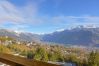Ferienwohnung in Crans-Montana - Pied-à-terre in Crans-Montana, pool and view - Swi