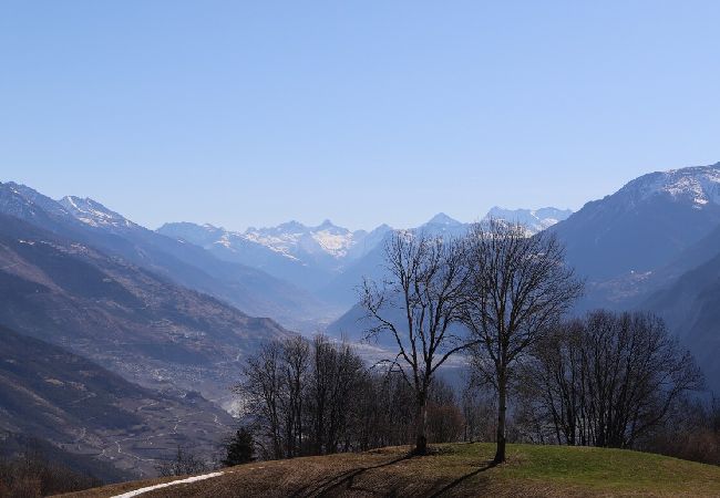 Außergewöhnlicher 180 Grad Blick vom Chalet auf die majestätischsten Gipfel der Alpen