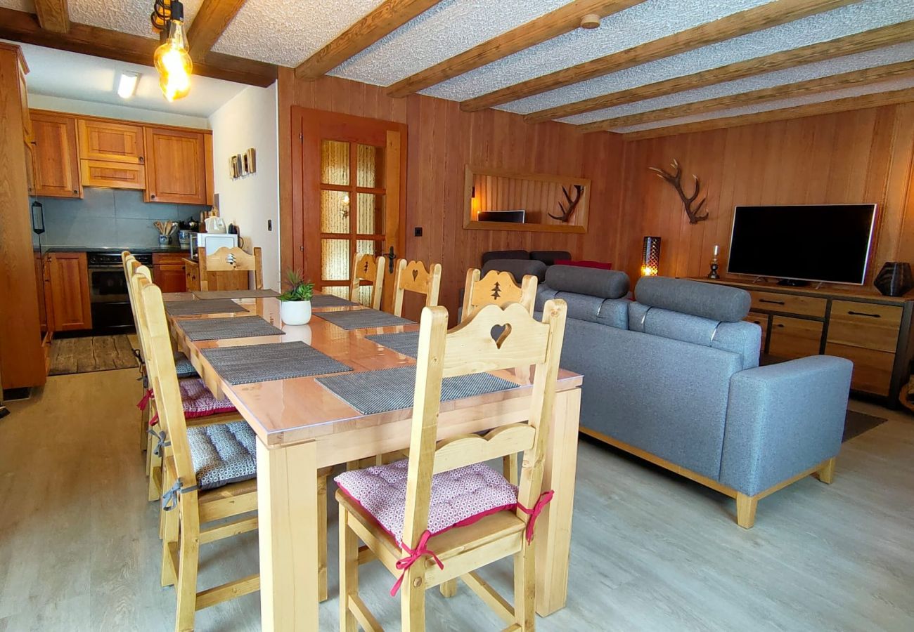 Chalet in Veysonnaz - Chalet La Vie est Belle sur les Pistes