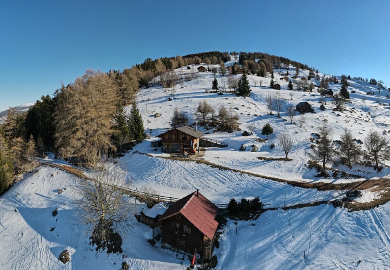 Chalet in Veysonnaz - Chalet La Vie est Belle sur les Pistes
