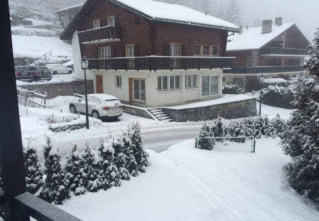 Chalet in Les Marécottes - Chalet l'Escapade - 6 to 10 pax - Swiss Alps Chalet in Les Marécottes - Chalet l'Escapade - 6 to 10 pax - Swiss Alps
