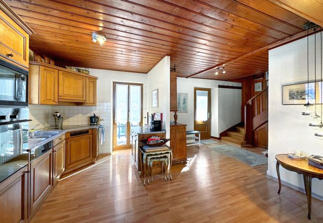 Chalet in Les Marécottes - Chalet l'Escapade - 6 to 10 pax - Swiss Alps Chalet in Les Marécottes - Chalet l'Escapade - 6 to 10 pax - Swiss Alps