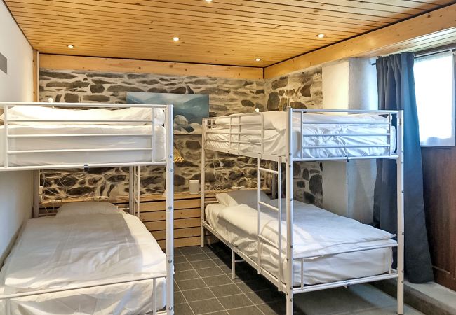 Chalet in Les Marécottes - Chalet l'Escapade - 6 to 10 pax - Swiss Alps Chalet in Les Marécottes - Chalet l'Escapade - 6 to 10 pax - Swiss Alps