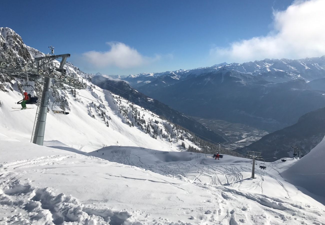 Chalet in Les Marécottes - Chalet l'Escapade - 6 to 10 pax - Swiss Alps