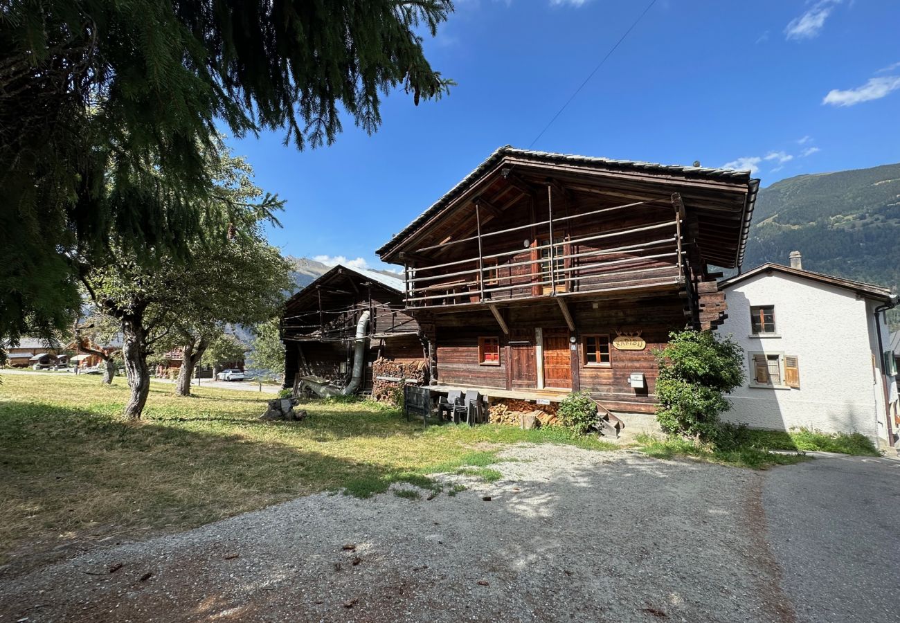 Chalet in Bruson - Family Chalet Karibu - 4 Vallées - next to Verbier