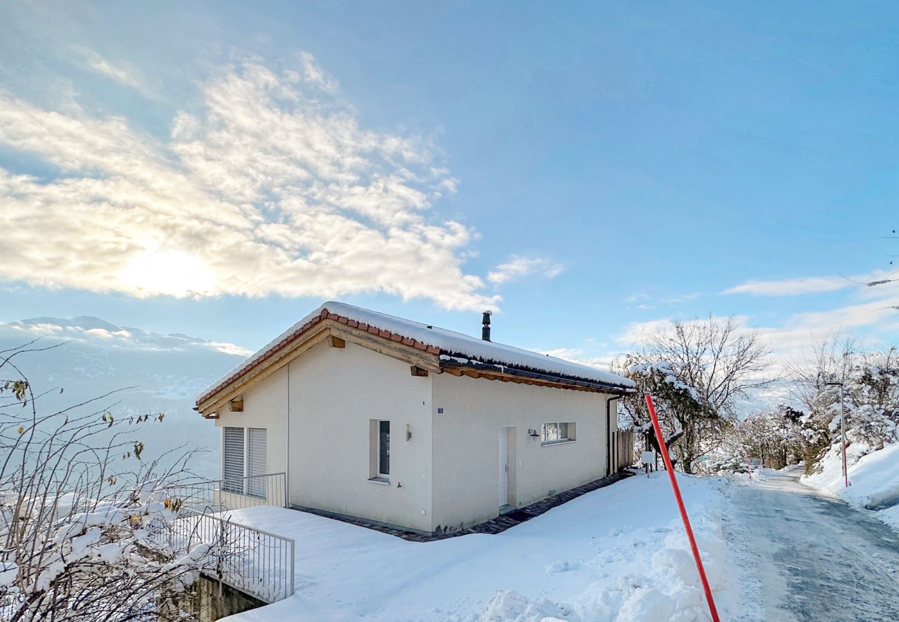 Ferienhaus in Blignou - Family Mountain Hideway in the Swiss Alps