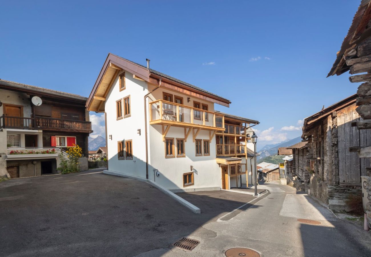 Ferienwohnung in Haute-Nendaz - Pilànous Residence - E-Alpine Suite - Swiss Alps