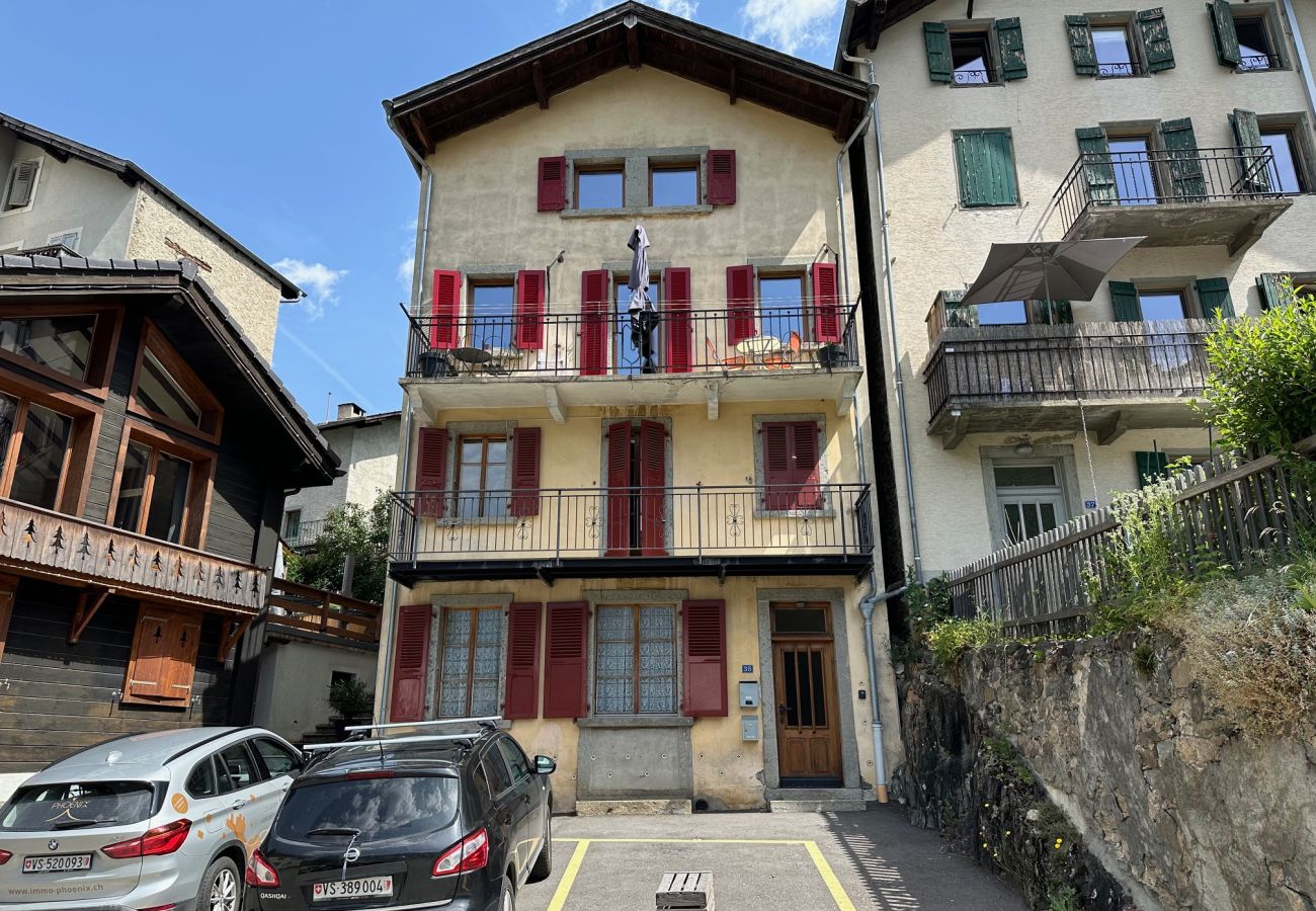Ferienwohnung in Salvan - Swiss Alpine Retreat & View near Martigny