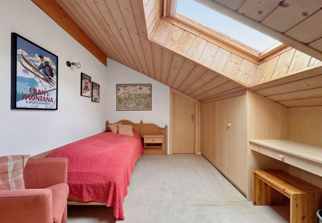Ferienwohnung in Mollens - Family Penthouse with view of the Swiss Alps Ferienwohnung in Mollens - Family Penthouse with view of the Swiss Alps