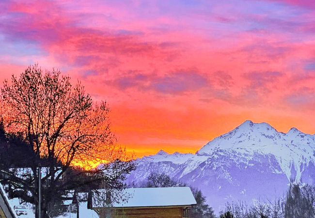 Ferienwohnung in Les Agettes - Bear Ridge Retreat - 8mns to slopes - Swiss Alps Ferienwohnung in Les Agettes - Bear Ridge Retreat - 8mns to slopes - Swiss Alps