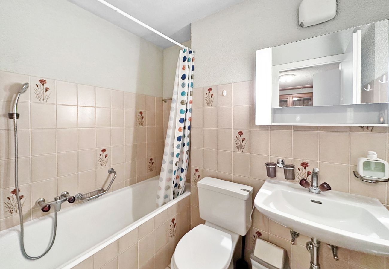 Ferienwohnung in Les Agettes - Lift Bear Lodge - 4Valleys - Swiss Alps