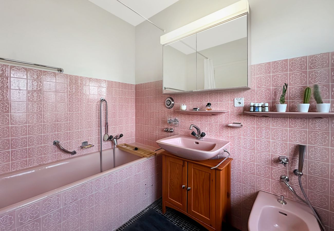 Ferienwohnung in Crans-Montana - Alpine Vista - Next to the Cable car - Swiss Alps