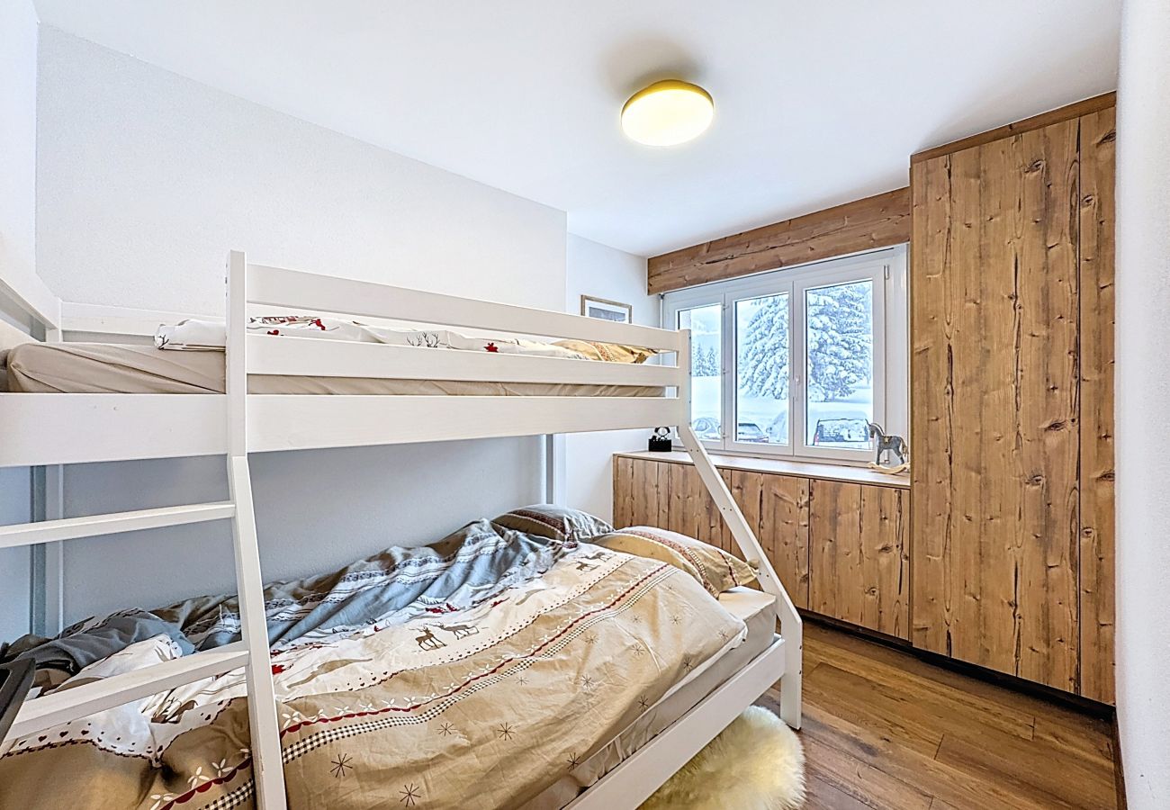 Ferienwohnung in Crans-Montana - From green to slopes - Alpine ski and golf  condo