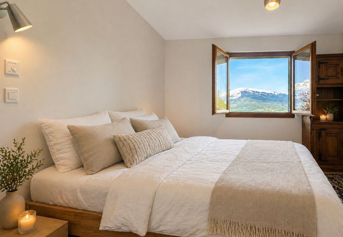 Chalet in Les Agettes - Alpine Nest Chalet – Stunning Mountain Views
