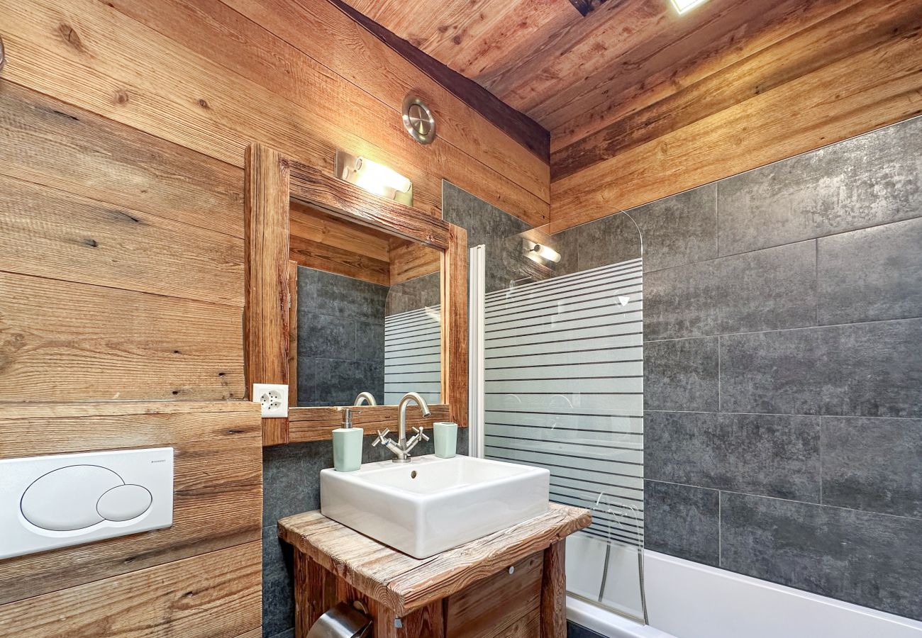 Ferienwohnung in Zermatt - Matterhorn Alpine Hideaway – Cozy Renovated Apartm