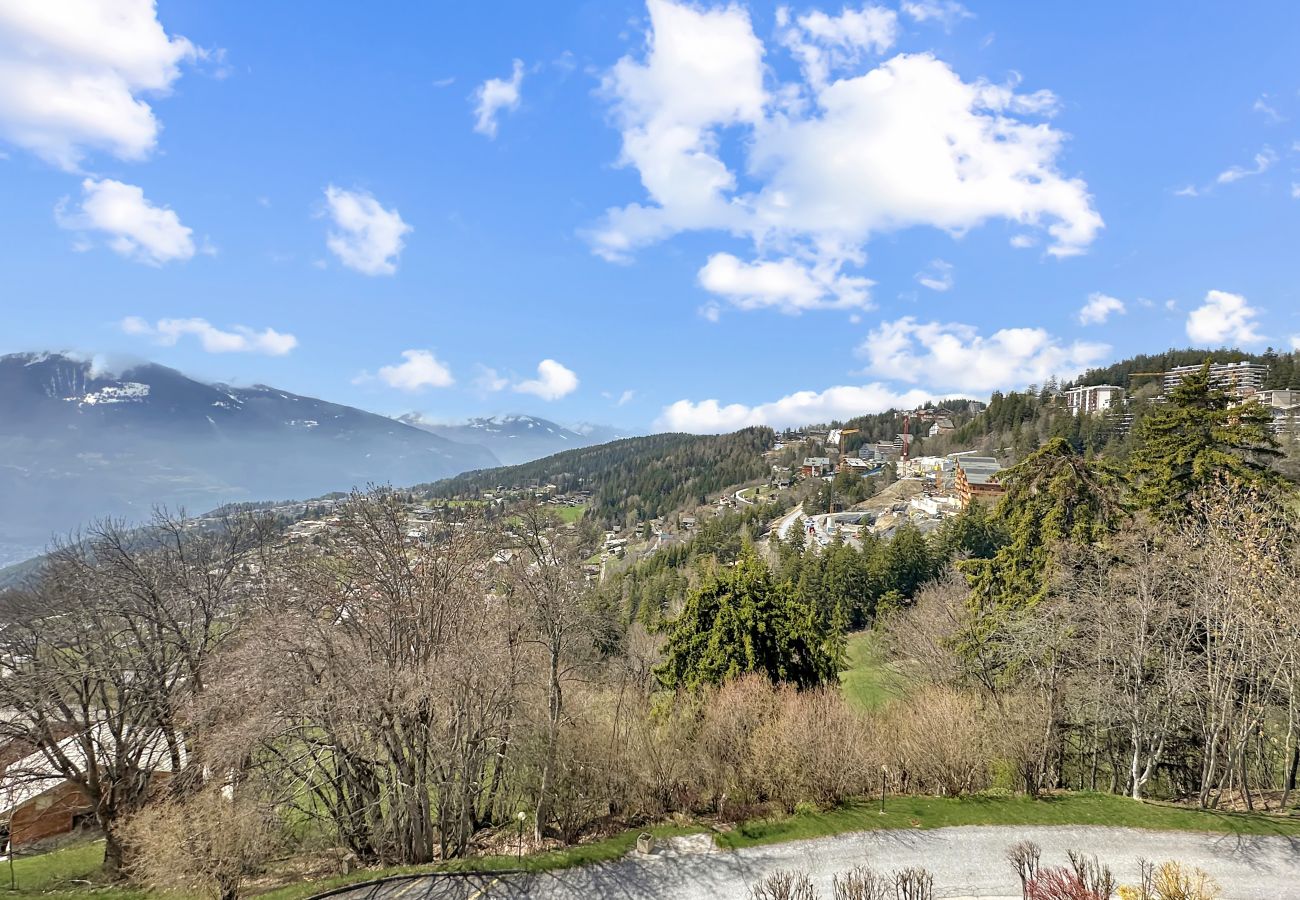 Ferienwohnung in Crans-Montana - Montana Alpine Outlook 4 Pax Panoramic Alps View