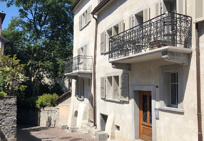 Apartment in Sion - Plein Coeur de la Vieille Ville de Sion Apartment in Sion - Plein Coeur de la Vieille Ville de Sion