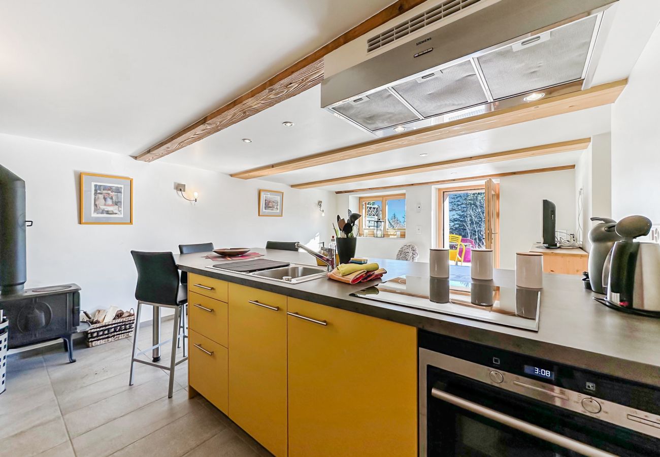 Apartment in Anzère - My Cosy Flat in the Mountains
