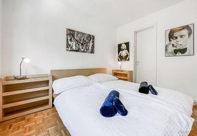 Apartment in Crans-Montana - Pied-à-terre in Crans-Montana, pool and view - Swi Apartment in Crans-Montana - Pied-à-terre in Crans-Montana, pool and view - Swi