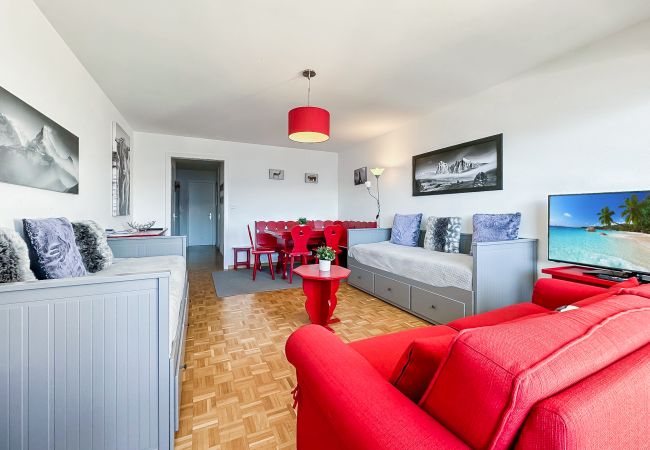 Apartment in Crans-Montana - Pied-à-terre in Crans-Montana, pool and view - Swi Apartment in Crans-Montana - Pied-à-terre in Crans-Montana, pool and view - Swi