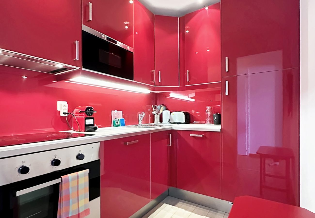 Apartment in Crans-Montana - Pied-à-terre in Crans-Montana, pool and view - Swi