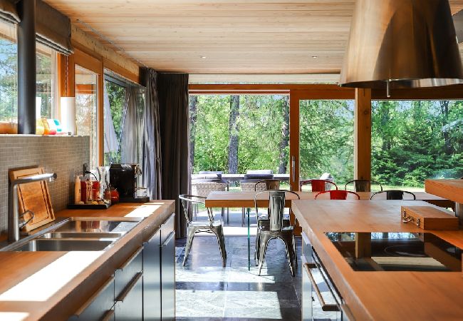 Chalet in Crans-Montana - Crans Montana sous les Etoiles Chalet in Crans-Montana - Crans Montana sous les Etoiles