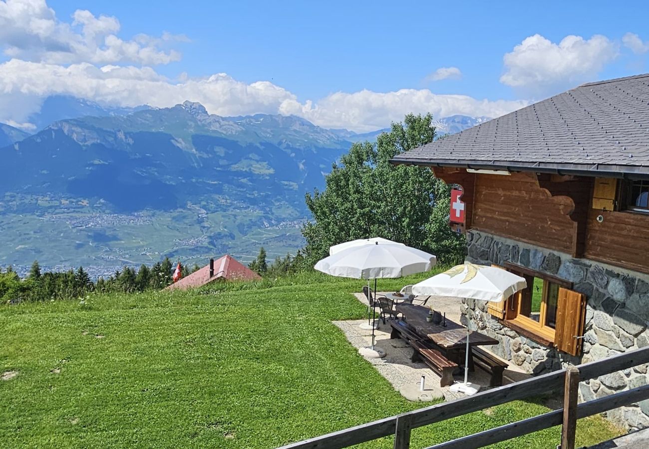 Chalet in Veysonnaz - Chalet La Vie est Belle sur les Pistes