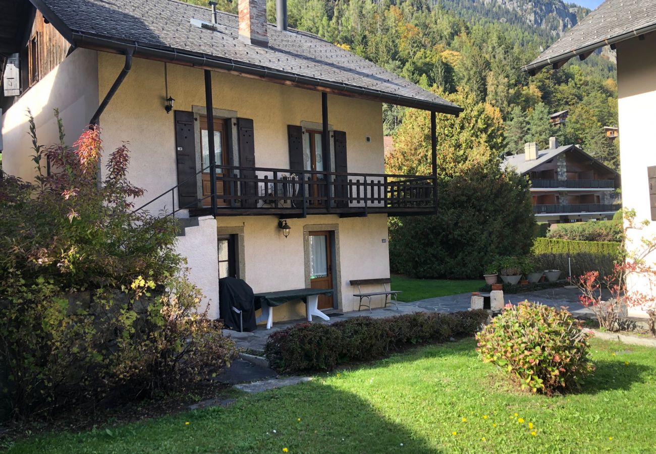 Chalet in Les Marécottes - Chalet l'Escapade - 6 to 10 pax - Swiss Alps
