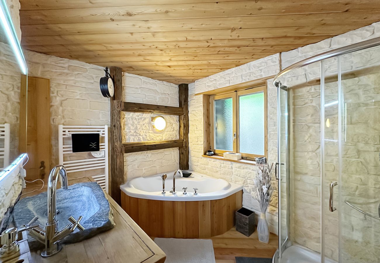Apartment in Ovronnaz - Ski, hike and therms - Ovronnaz Swiss Alps