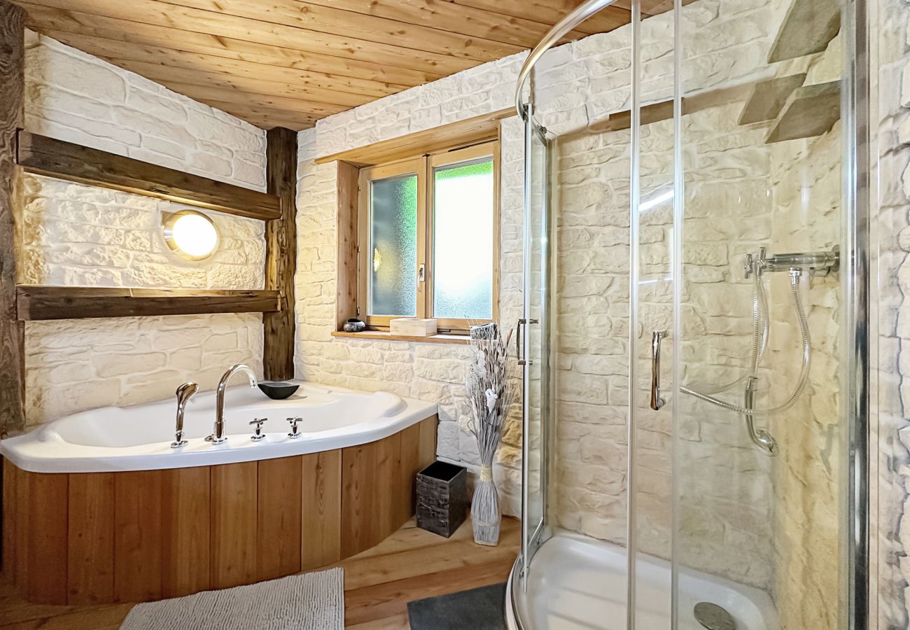 Apartment in Ovronnaz - Ski, hike and therms - Ovronnaz Swiss Alps