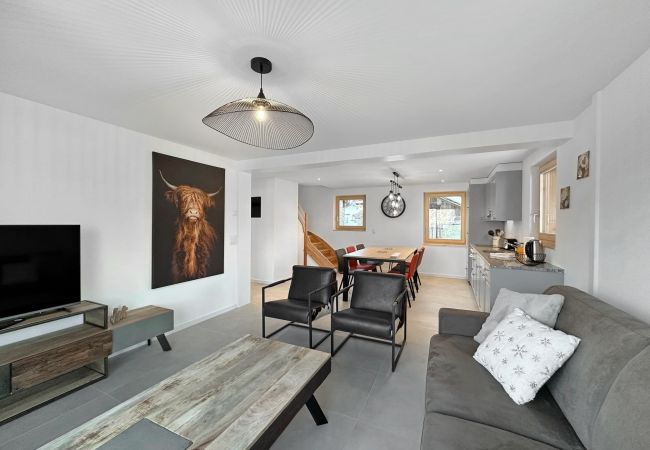 Apartment in Ayent - The Laughing Cow - 10 mns from Sion and ski Apartment in Ayent - The Laughing Cow - 10 mns from Sion and ski