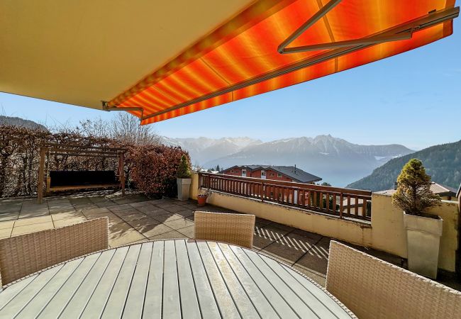 Apartment in Ovronnaz - Cosy Stopover near slopes and therms-Swiss Alps