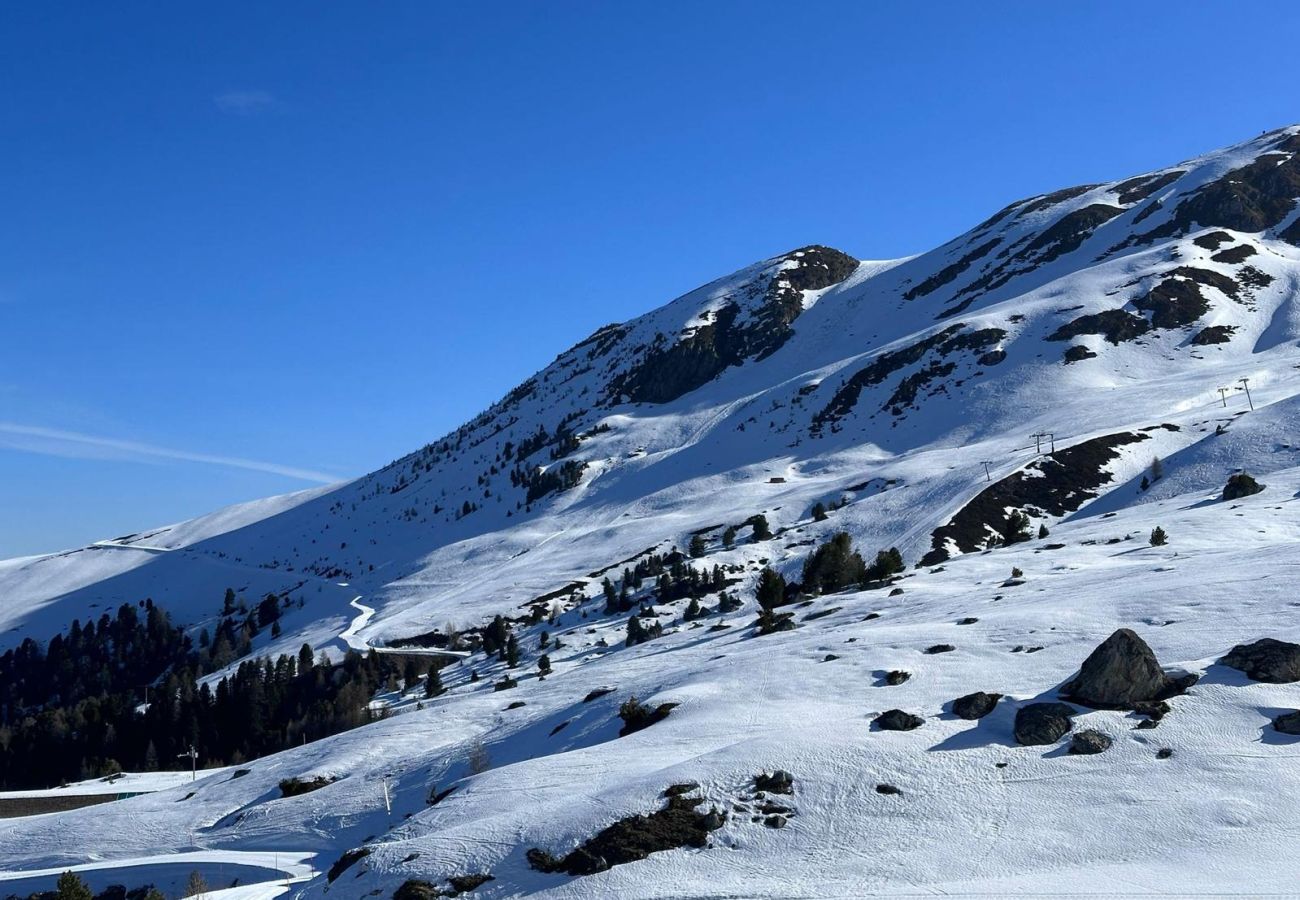 Apartment in Haute-Nendaz - Pilànous Residence - E-Alpine Suite - Swiss Alps