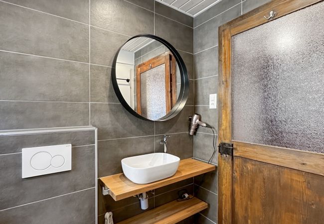 Apartment in Salvan - Swiss Alpine Retreat & View near Martigny Apartment in Salvan - Swiss Alpine Retreat & View near Martigny