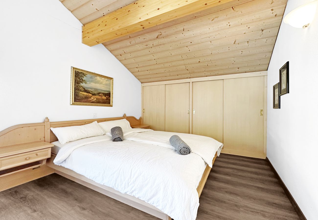 Apartment in Mollens - Family Penthouse with view of the Swiss Alps