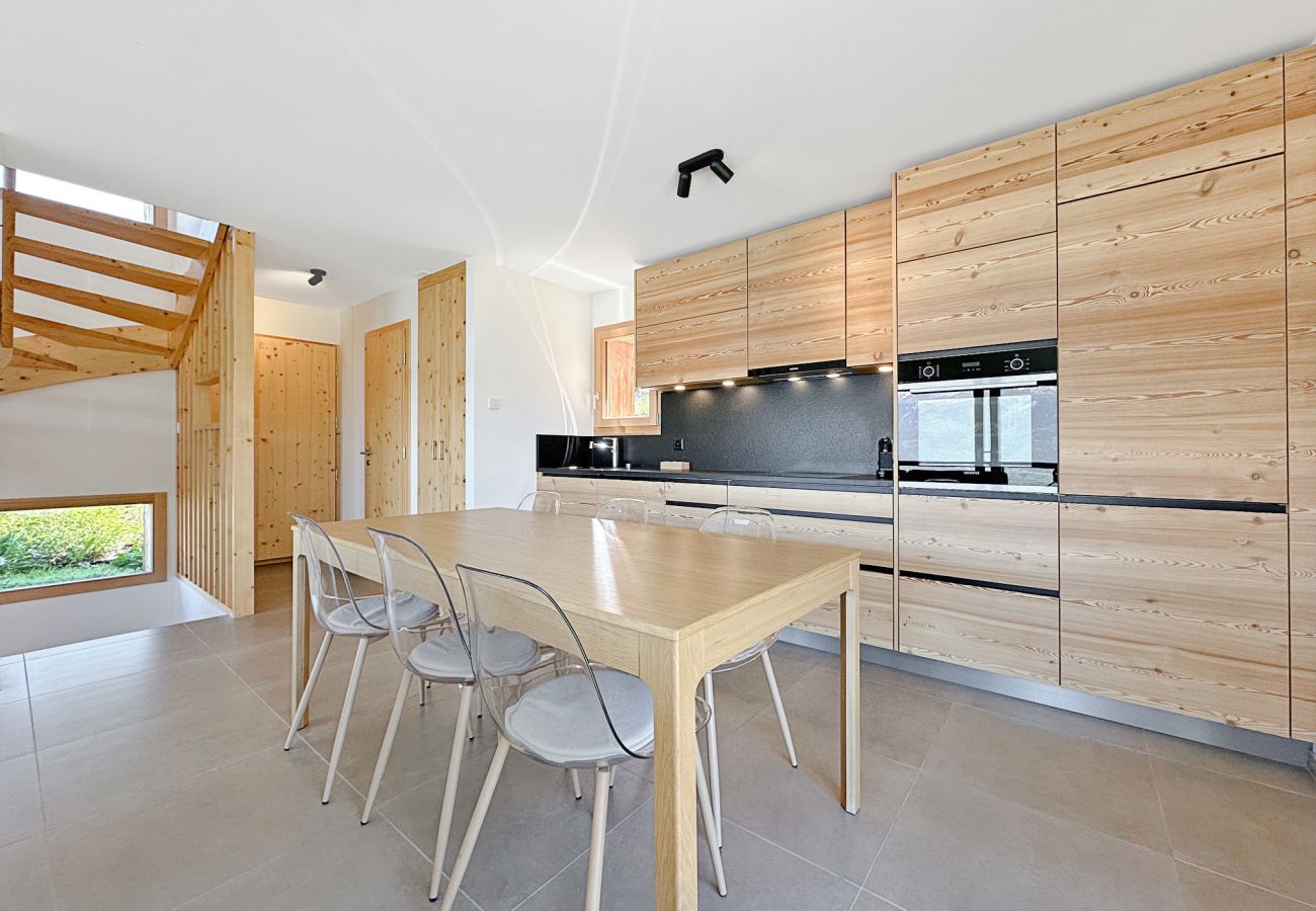 Chalet in Les Agettes - Chalet Teddy - Alpin Escape in the Swiss Alps