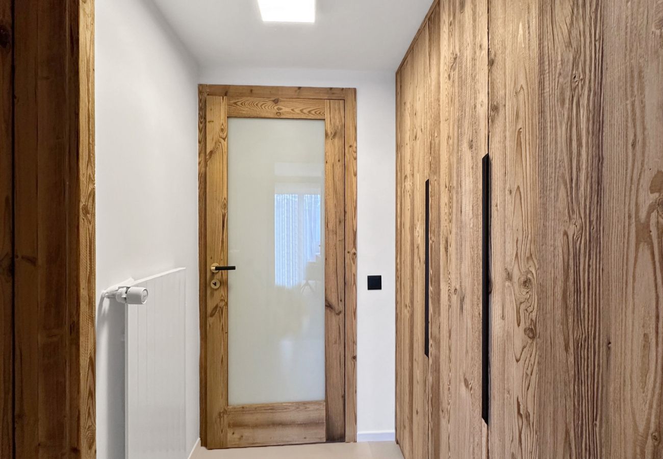 Apartment in Aminona - Alpine Pearl - Panoramic Mountain Views - Aminona