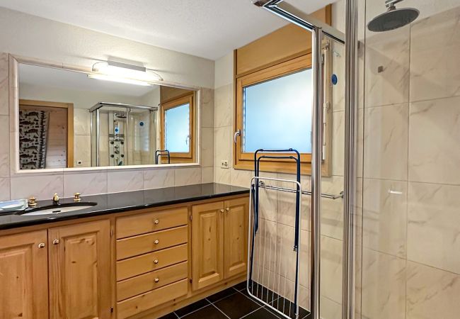 Apartment in Haute-Nendaz - Alpine Glow Retreat - 4 Valleys - Swiss Alps Apartment in Haute-Nendaz - Alpine Glow Retreat - 4 Valleys - Swiss Alps