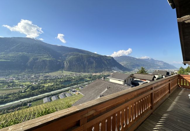  in Chelin - Open Sky Retreat | Panoramic Alpine Views · Sleeps
