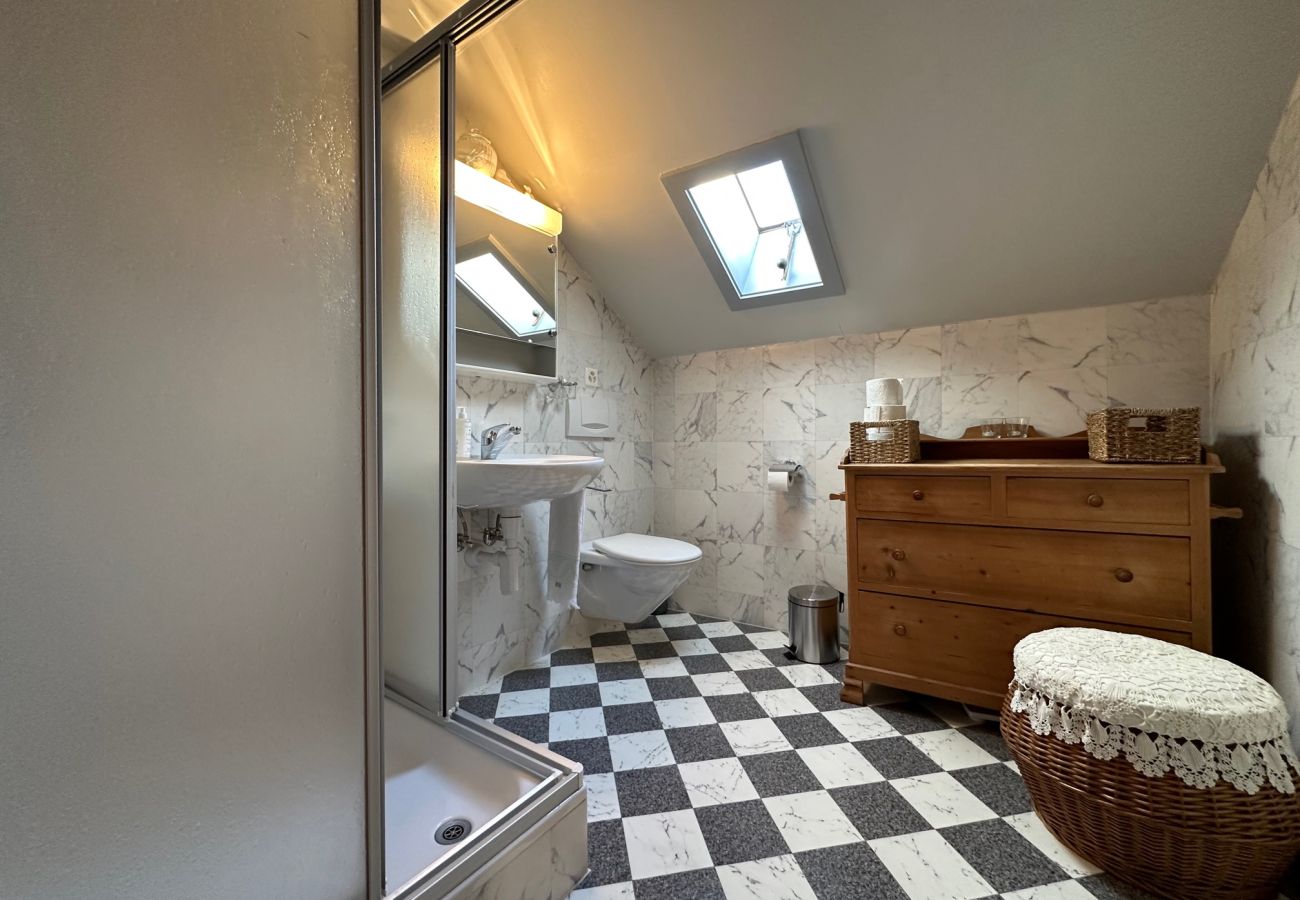 Chalet in Les Marécottes - Chalet l’Escapade – Cozy Alpine Retreat | 6 Guests