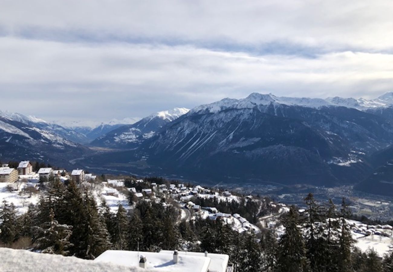 Appartement à Crans-Montana - Pied-à-terre in Crans-Montana, pool and view - Swi