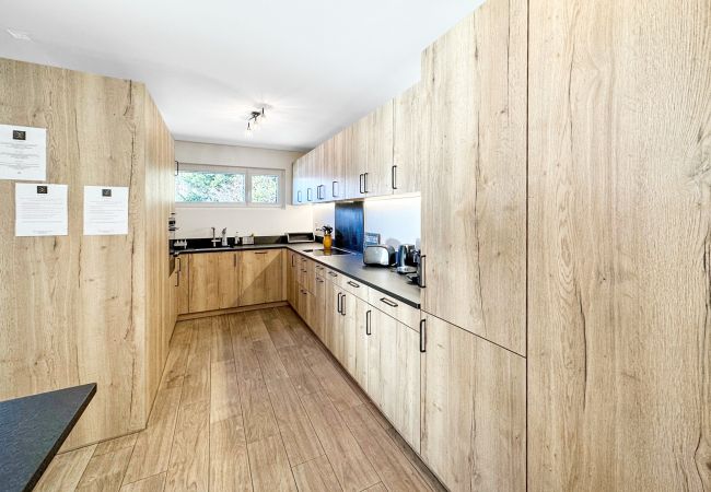 Chalet à Arbaz - Chalet Les Girolles - Anzère Chalet à Arbaz - Chalet Les Girolles - Anzère