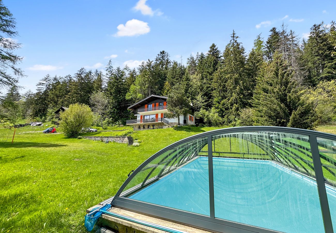 Chalet à Arbaz - Chalet Les Girolles - Anzère