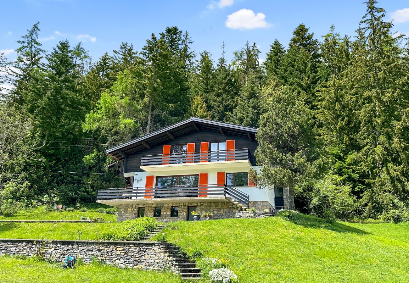 Chalet à Arbaz - Chalet Les Girolles - Anzère