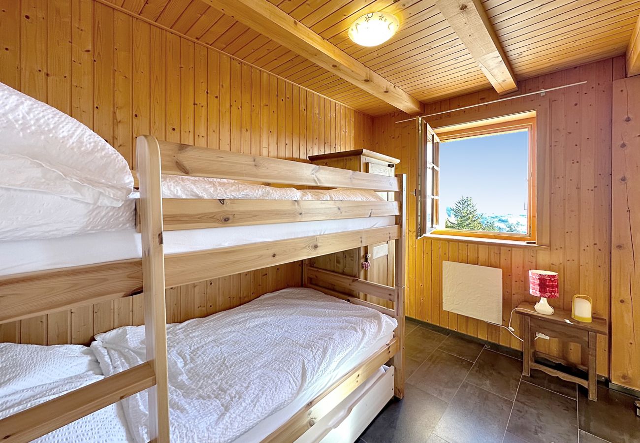 Chalet à Anzère - Tiny House facing the Alps - Ski in and out
