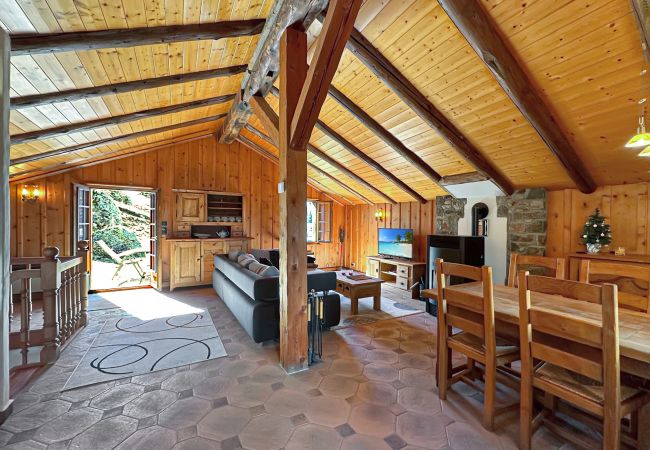 Chalet à La Fouly - Chalet Le Basset - Family Chalet in the Swiss Alps
