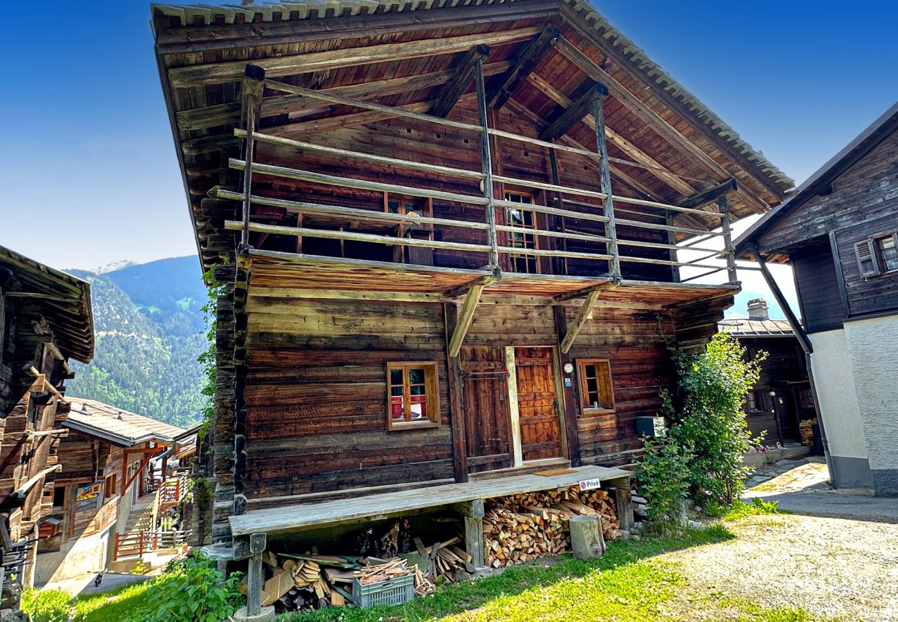 Chalet à Bruson - Family Chalet Karibu - 4 Vallées - next to Verbier