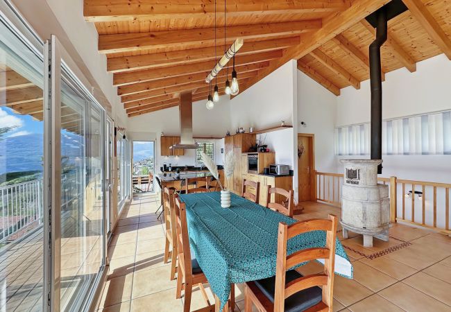 Maison à Blignou - Family Mountain Hideway in the Swiss Alps Maison à Blignou - Family Mountain Hideway in the Swiss Alps